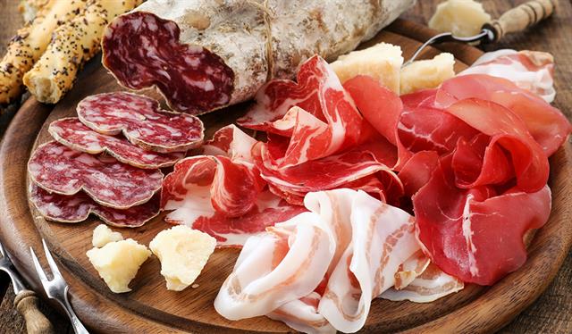 The seasoning of cured meat: the secrets of an ancient art